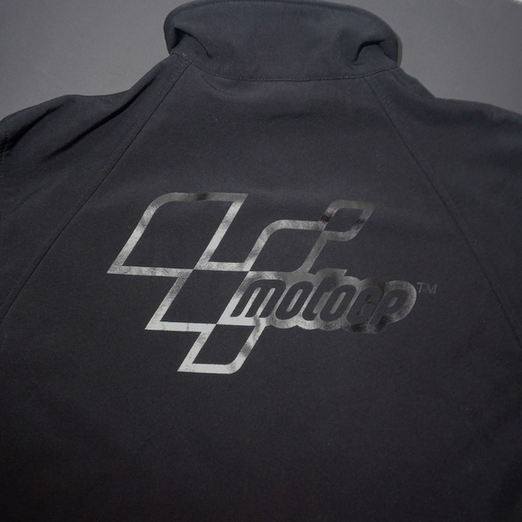 russell athletic softshell jacket